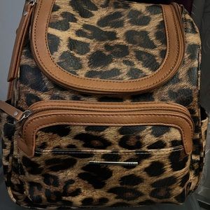 Ladies 🐆 Cheetah small backpack